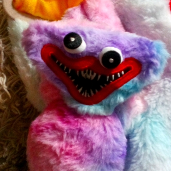 😀💕SOLD Out Cute Cuddly Rainbow Huggy Wuggy And Backpack Set Bundle - Picture 10 of 16